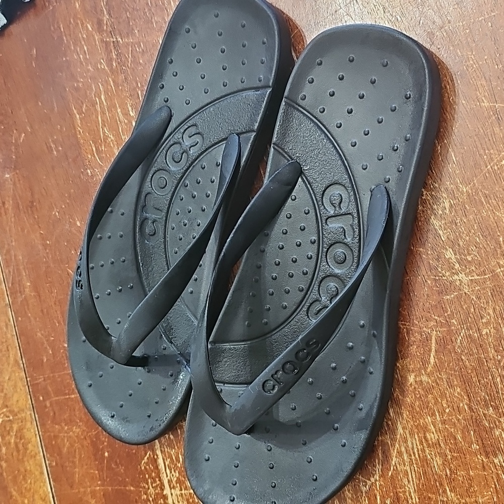 Crocs